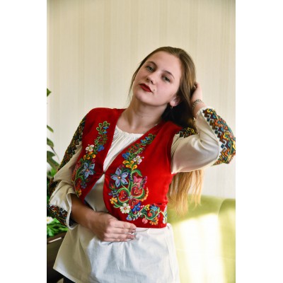 Embroidered vest "Retro Beauty" red